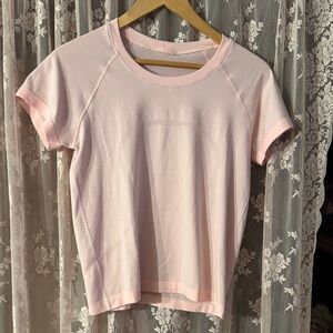 Lululemon Swiftly Tech Short Sleeve Race/Waist Length